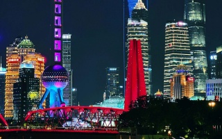 2025年顶级养生SPA指南：从经络热石到AI睡眠舱的沉浸式体验